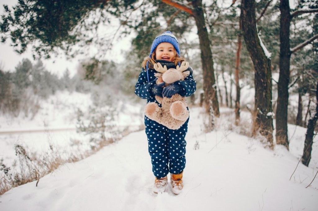 Looking for snow day activities in Winchester, MA? Try easy indoor ideas and local-friendly outings for toddlers and preschoolers—plus a simple snow day schedule.