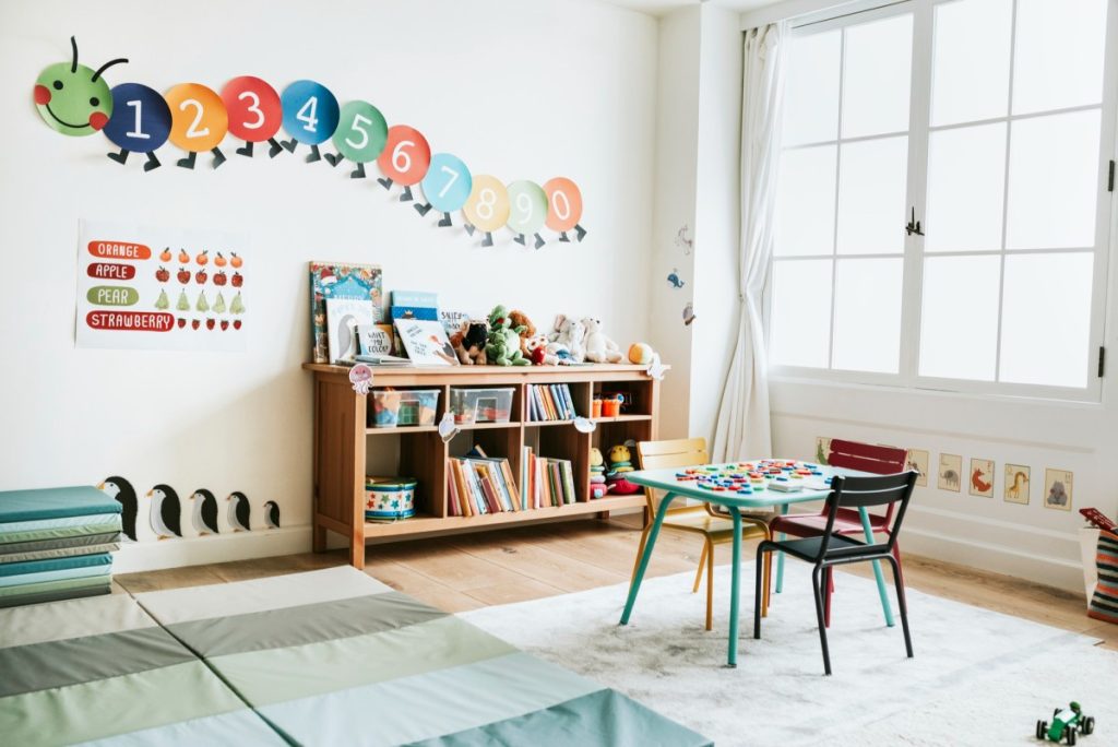 When to Start Looking for Preschool in Winchester, MA: Enrollment Timeline + Waitlist Tips